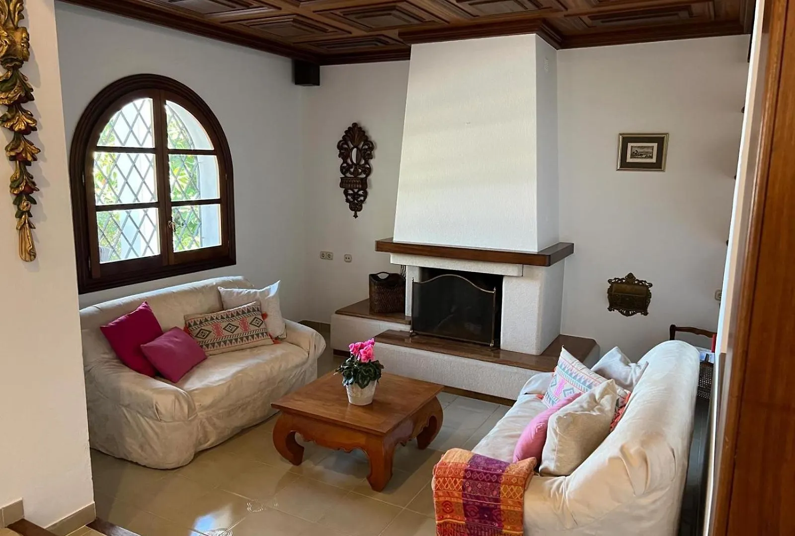 Villa Marlis Ibiza 西班牙