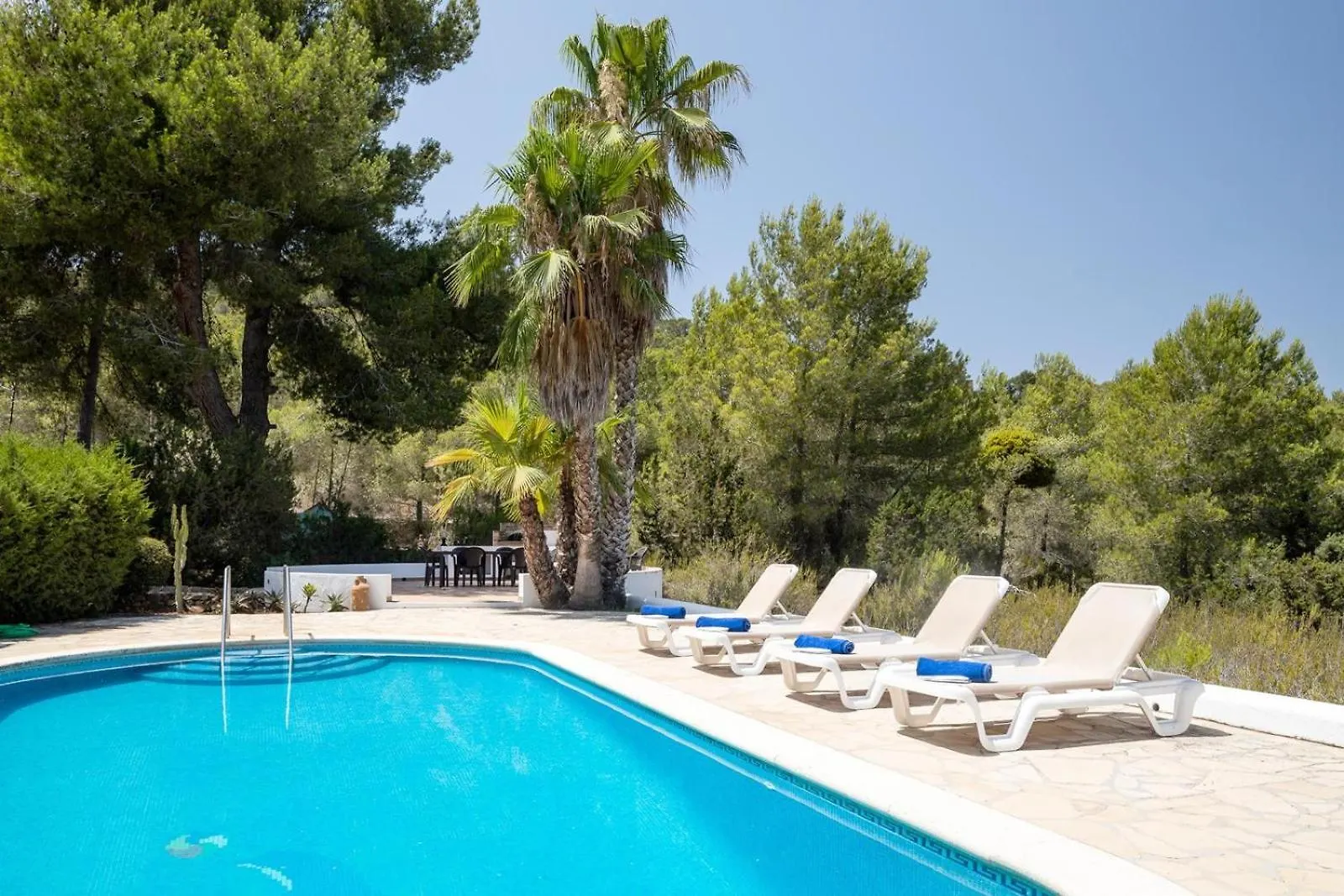 Villa Marlis Ibiza  伊维萨镇